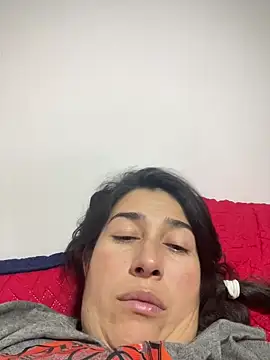 Snapshot of andreaisis2 chatting on 12-11-24, 05:10 andreaisis2 online show from 12-11-24, 05:10