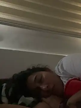 Snapshot of andreaisis2 chatting on 02-27-25, 09:47 andreaisis2 online show from 02-27-25, 09:47