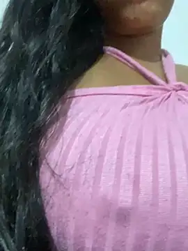 Snapshot of bea3liz chatting on 01-19-25, 07:37 bea3liz online show from 01-19-25, 07:37