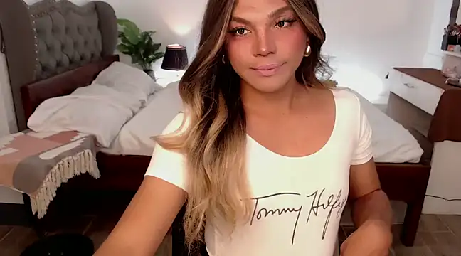 liaa lurrecams online show from 01-23-25, 05:42