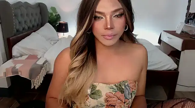 liaa lurrecams online show from 01-29-25, 10:48