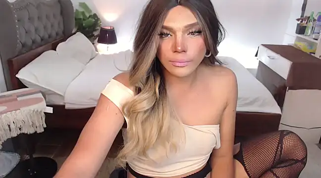 liaa lurrecams online show from 02-23-25, 06:45