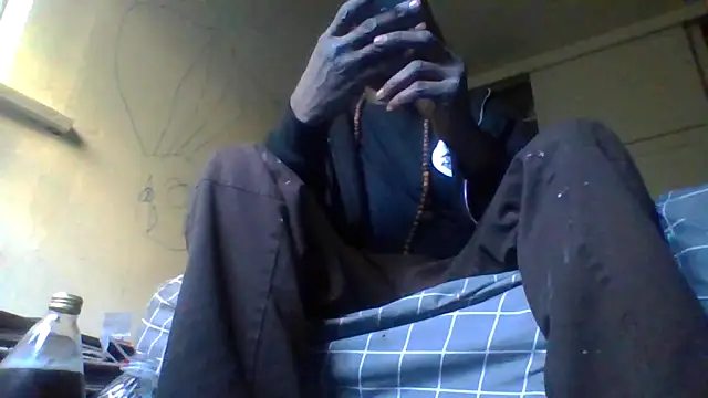 Snapshot of Daddy_hook chatting on 12-17-25, 11:22 Daddy hook online show from 12-17-25, 11:22