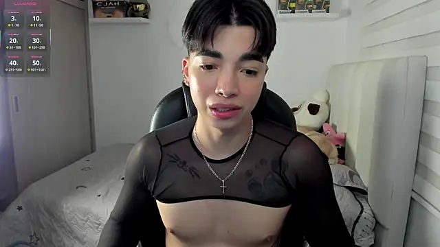 santy7v7 online show from 12-21-25, 01:40