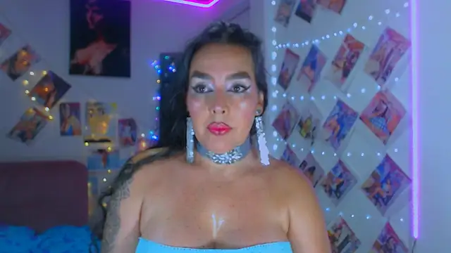 Snapshot of sweet_vanessa_22 chatting on 09-08-25, 11:48 sweet vanessa 22 online show from 09-08-25, 11:48