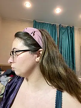 DienkaGreen online show from 12-01-25, 02:22