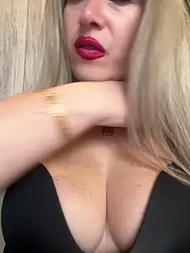 Kittenforyou online show from 03-16-26, 01:04