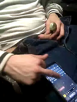 Wero4200 online show from 02-06-26, 07:02