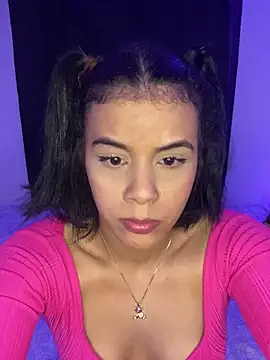 Snapshot of KLOE_MARTINS chatting on 02-02-26, 08:57 KLOE MARTINS online show from 02-02-26, 08:57