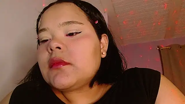 Snapshot of sexychubby___ chatting on 03-29-26, 02:33 sexychubby online show from 03-29-26, 02:33