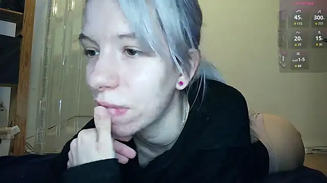 Snapshot of cruellagoth666 chatting on 05-23-26, 01:37 cruellagoth666 online show from 05-23-26, 01:37