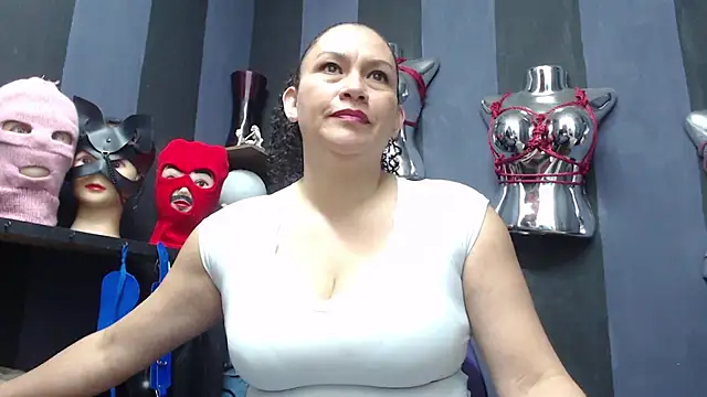 Snapshot of ADELHEY_RAN chatting on 12-19-24, 07:29 ADELHEY RAN online show from 12-19-24, 07:29