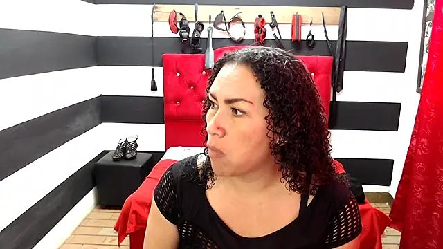 Snapshot of ADELHEY_RAN chatting on 02-19-25, 01:06 ADELHEY RAN online show from 02-19-25, 01:06