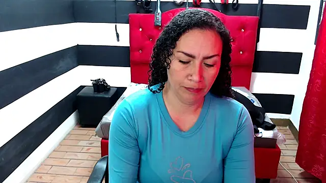 Snapshot of ADELHEY_RAN chatting on 02-25-25, 12:55 ADELHEY RAN online show from 02-25-25, 12:55