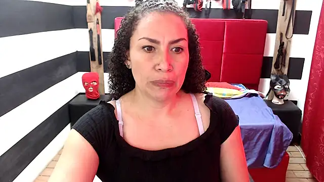 Snapshot of ADELHEY_RAN chatting on 03-18-25, 12:58 ADELHEY RAN online show from 03-18-25, 12:58