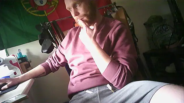 Gingerguyxl29 online show from 10-31-25, 11:55