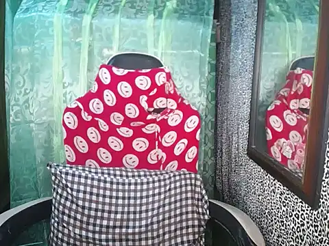 Snapshot of Ms_Lollipop69 chatting on 12-31-24, 11:06 Ms Lollipop69 online show from 12-31-24, 11:06