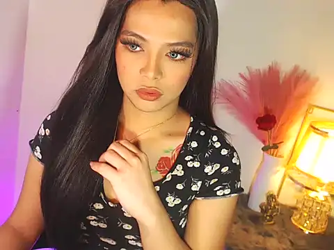 MajesticKitana online show from 10-23-25, 04:12