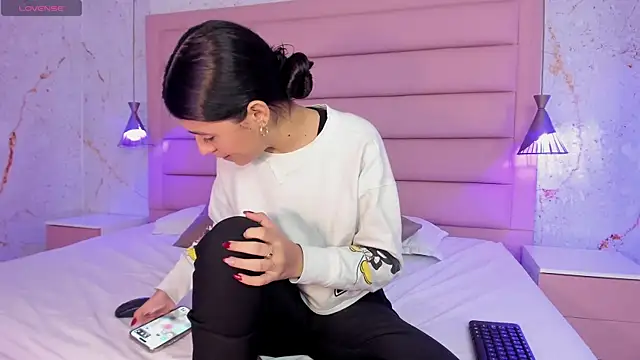 Snapshot of IvySanders1 chatting on 03-13-25, 03:22 IvySanders1 online show from 03-13-25, 03:22