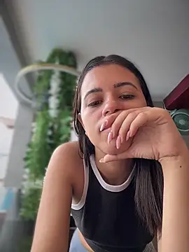 Snapshot of IvySanders1 chatting on 10-23-25, 12:04 IvySanders1 online show from 10-23-25, 12:04