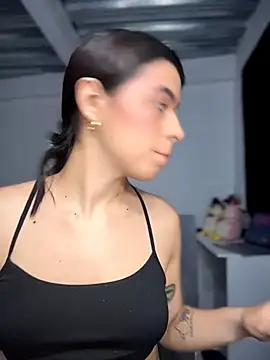 Snapshot of IvySanders1 chatting on 12-01-25, 10:04 IvySanders1 online show from 12-01-25, 10:04