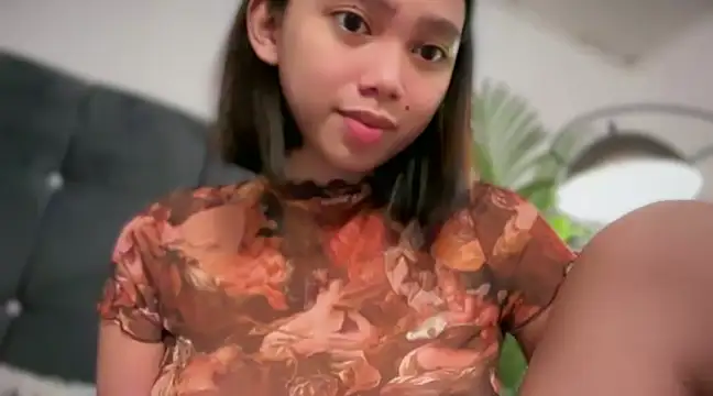 Snapshot of GenesisCastillano chatting on 03-13-25, 05:18 GenesisCastillano online show from 03-13-25, 05:18