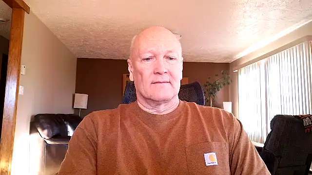 Snapshot of BasicAnt chatting on 02-12-26, 03:29 BasicAnt online show from 02-12-26, 03:29