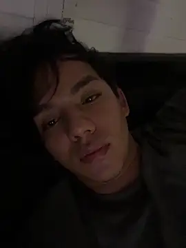 Apolo  lommelli online show from 03-05-26, 03:24