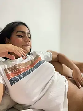 Snapshot of _charlotte11 chatting on 01-25-25, 04:34 charlotte11 online show from 01-25-25, 04:34