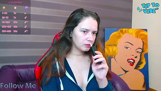 iris nikhols online show from 10-07-25, 02:09