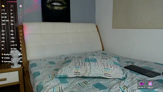 Snapshot of Catalina-sexy chatting on 12-18-24, 05:04 Catalina-sexy online show from 12-18-24, 05:04