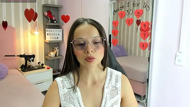 Snapshot of LORELAIGIVEN chatting on 02-14-25, 12:25 LORELAIGIVEN online show from 02-14-25, 12:25