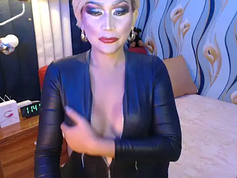 Snapshot of sweetsatisfactionxxx chatting on 03-09-25, 03:43 sweetsatisfactionxxx online show from 03-09-25, 03:43