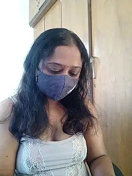 sexynayan23 online show from 06-21-26, 04:59
