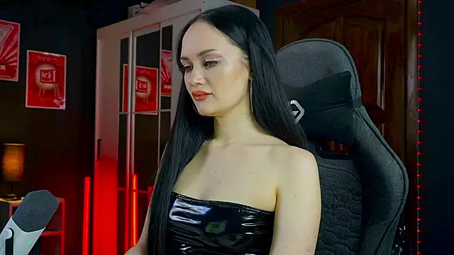 QueenAliss online show from 02-21-26, 06:25