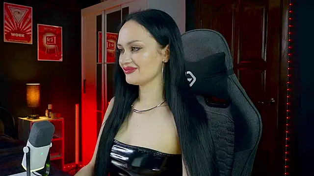 QueenAliss online show from 03-04-26, 05:02