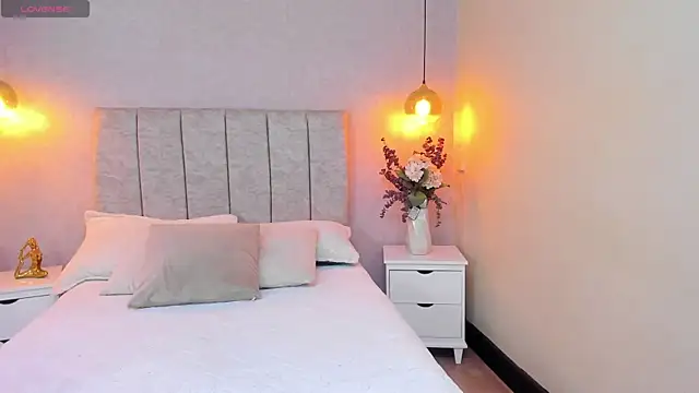 Snapshot of Maysoon_sabato chatting on 03-18-25, 12:14 Maysoon sabato online show from 03-18-25, 12:14