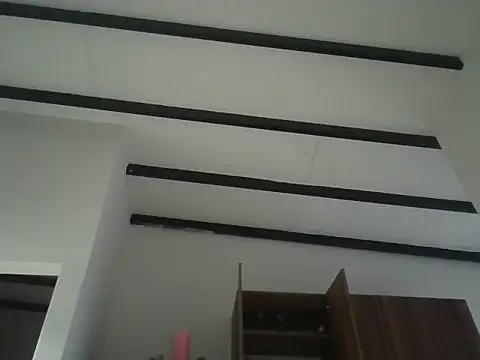 Snapshot of tiben11 chatting on 11-08-25, 10:19 tiben11 online show from 11-08-25, 10:19