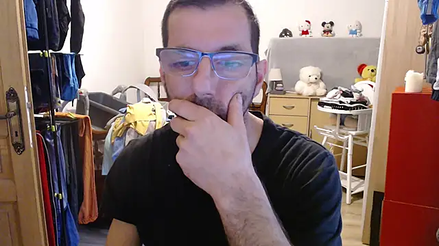 steph19x5 online show from 01-05-25, 08:43