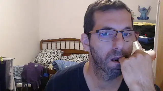 steph19x5 online show from 10-18-25, 06:58