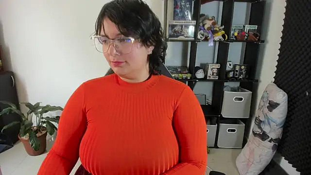 aika-dreams online show from 02-10-25, 05:09