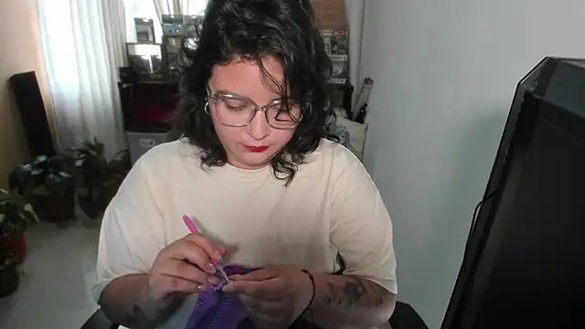 aika-dreams online show from 09-20-25, 11:33