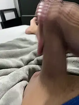 Snapshot of dustbor chatting on 02-07-25, 08:42 dustbor online show from 02-07-25, 08:42