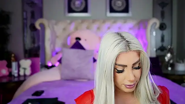 Snapshot of Squirt_Tanya chatting on 01-06-26, 05:27 Squirt Tanya online show from 01-06-26, 05:27