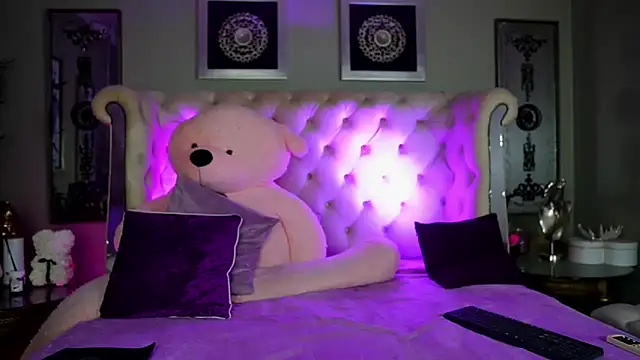 Snapshot of Squirt_Tanya chatting on 01-07-26, 08:11 Squirt Tanya online show from 01-07-26, 08:11