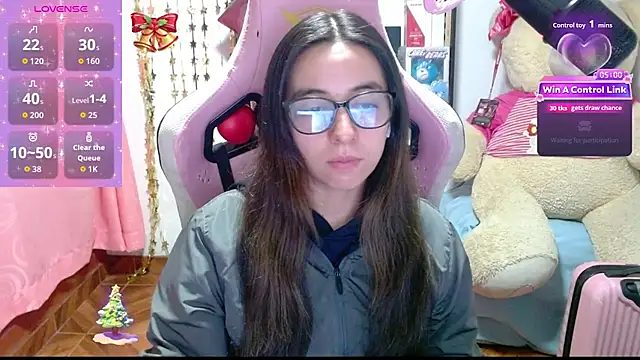 Maggie Fox3 online show from 12-17-25, 02:28