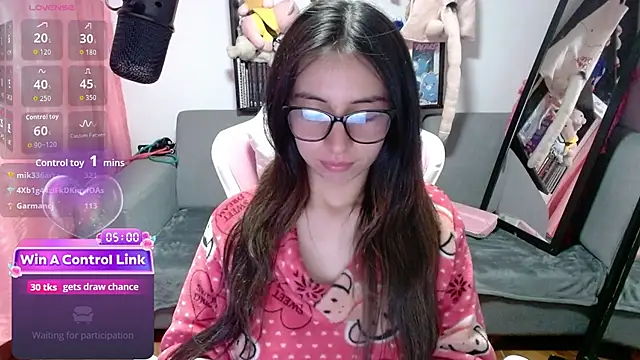 Maggie Fox3 online show from 03-27-26, 08:26