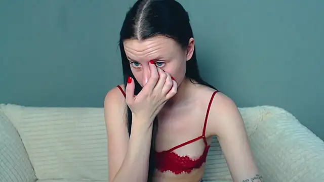 Snapshot of VikiKelt chatting on 12-11-24, 03:24 VikiKelt online show from 12-11-24, 03:24