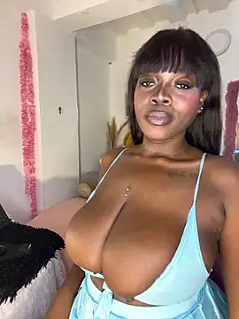 karinacortes online show from 06-05-26, 02:40