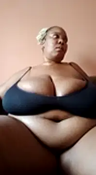 Snapshot of Lovelyboobs01 chatting on 02-02-25, 11:51 Lovelyboobs01 online show from 02-02-25, 11:51